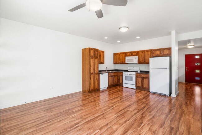 Foto del edificio - New Space Available on West Side of Bozeman