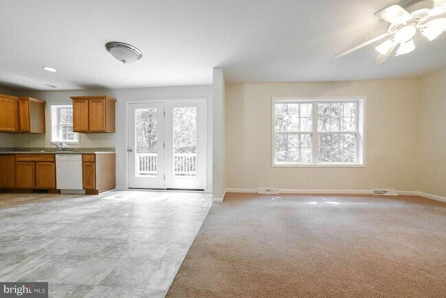 Building Photo - 41430 Burnt Mill Dr