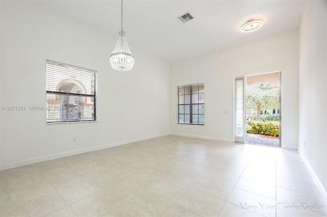 Foto del edificio - 3841 Aspen Leaf Dr