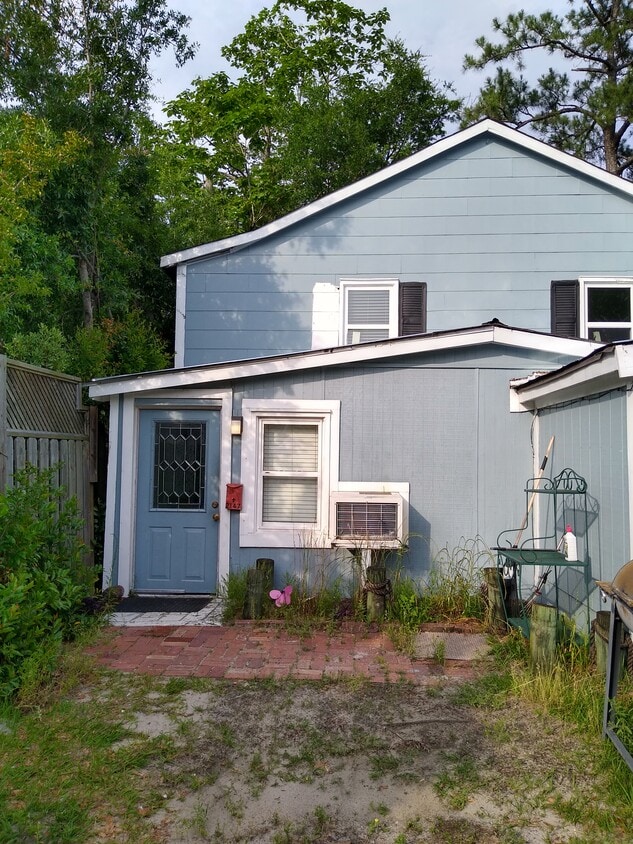 Primary Photo - 2147 Washington St