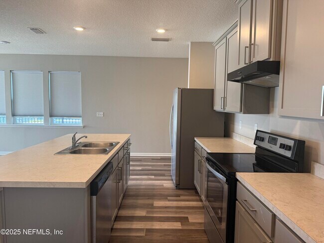 Foto del edificio - 14374 Durbin Island Way