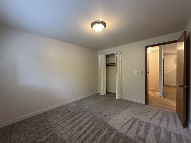 Foto del edificio - 3700 California Ave SW