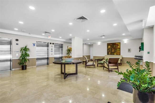 Building Photo - 900 SW 8th St