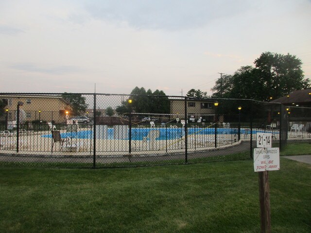 Building Photo - 28 N King Arthur Ct