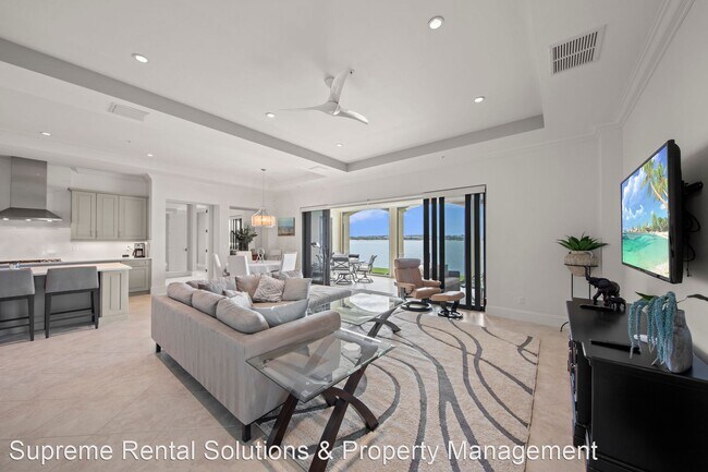 Foto del edificio - 3 br, 3 bath House - 11001 VIA TUSCANY LAN...
