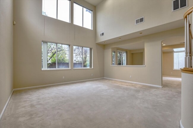 Building Photo - Cupertino Home for Rent!