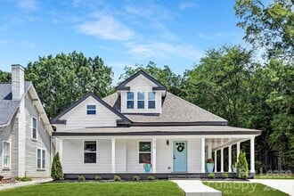 Building Photo - 316 W 14th St