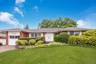 Building Photo - 218 Willets Ln