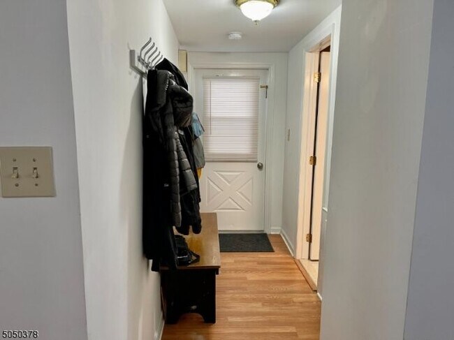 Foto del edificio - 22 Frazer Rd