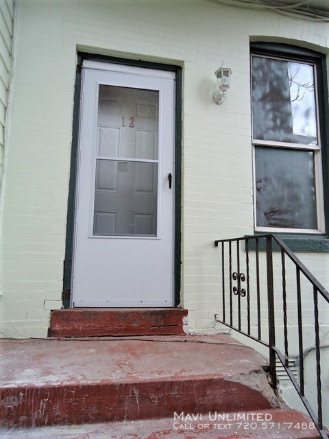 Building Photo - 1454 N Marion St