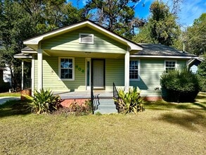 Building Photo - 606 E Adair St