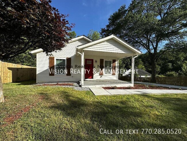 Building Photo - Beautiful Newly Renovated Home in Douglasv...