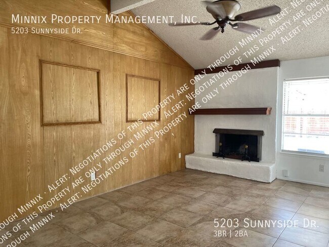 Foto del edificio - 5203 Sunnyside Dr.