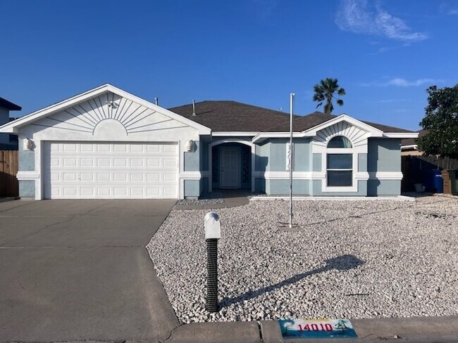 Foto del edificio - 14010 Hawksnest Bay Dr