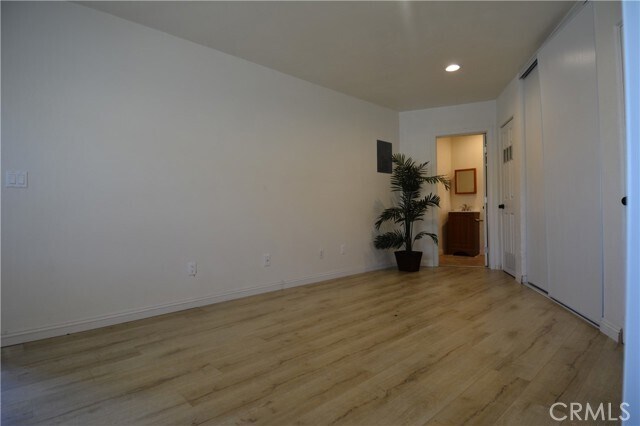 Building Photo - 119 Otis St