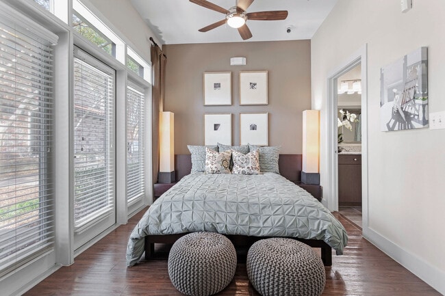 Building Photo - Amara Las Colinas