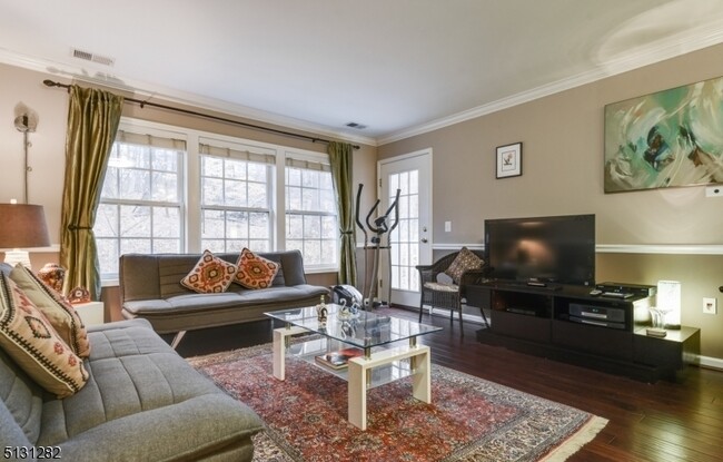 Building Photo - 3107 Peer Pl