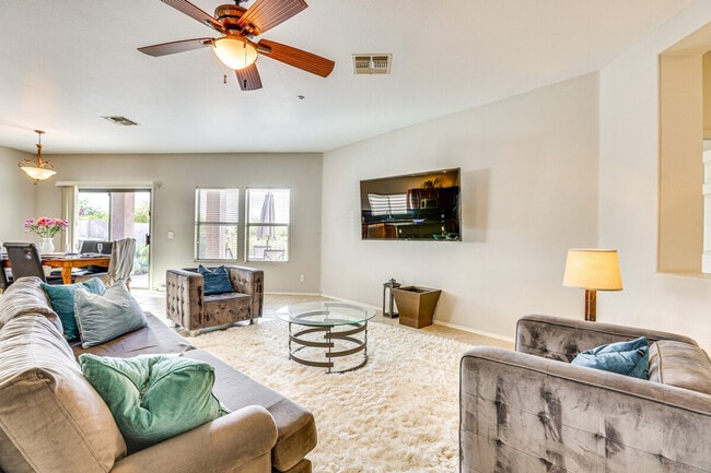 Building Photo - 9443 E Whitewing Dr