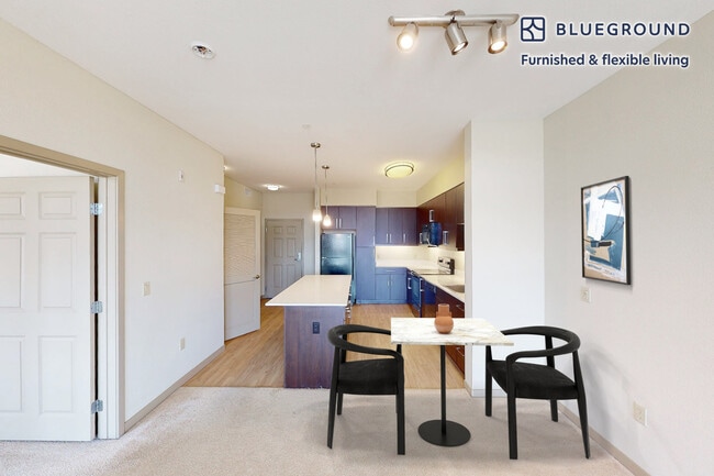 Foto del edificio - 5200 Iron Horse Pkwy