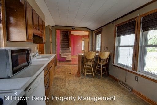 Building Photo - 309 2nd Ave