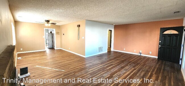 Building Photo - 3 br, 1.5 bath House - 103 Los Santos Court