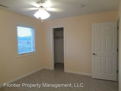 Building Photo - 4540 Daniels Dr