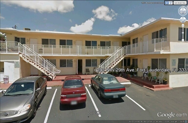 Building - Royal Apartments
