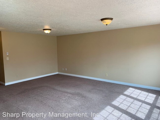 Building Photo - 3 br, 1.5 bath House - 2816 38th Ave.