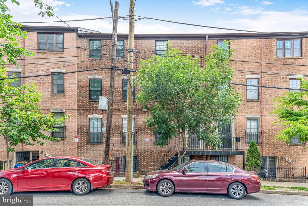 Foto principal - 2123 Young St SE