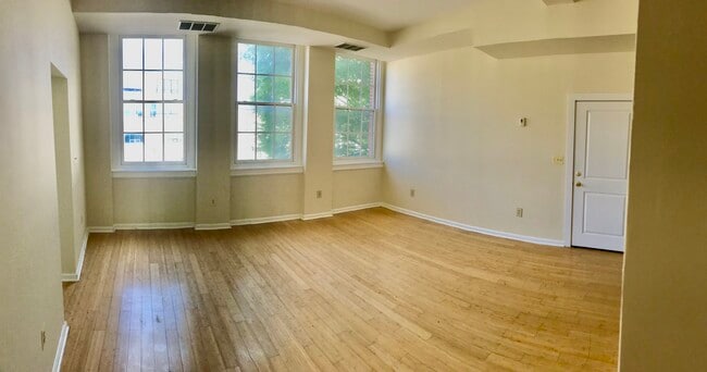 Fotografía del edificio - 526 St Paul St