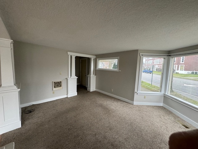 Building Photo - 2115 Cornwall Ave