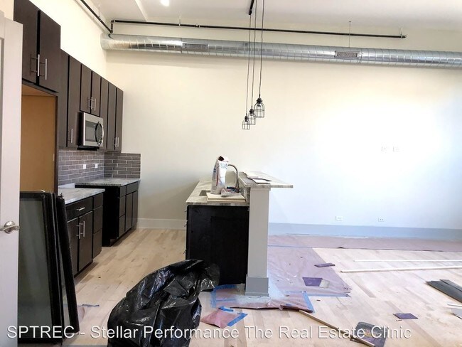 Building Photo - 1432 W 21st St