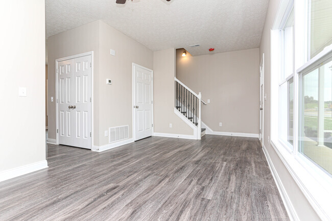 2BR, 2.5BA - 1,167 SF - Townhome - Living Room - Brookefield