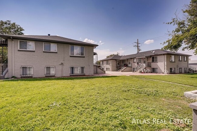 Photo - 1383 Lansing St Apartment