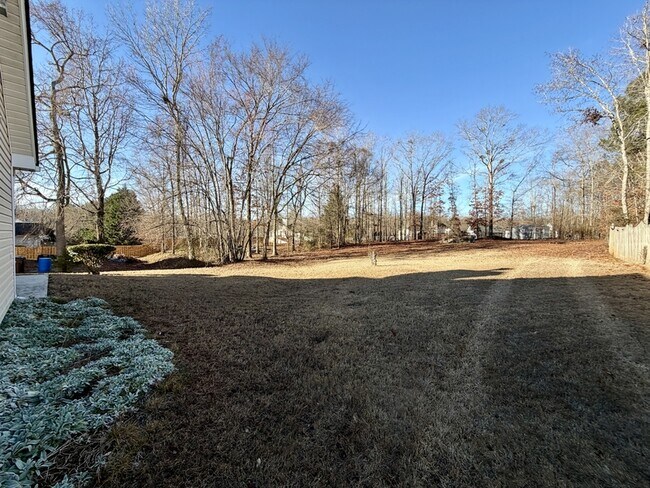 Building Photo - 204 Jessie Ct