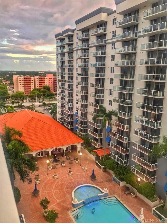 Foto del edificio - 5077 NW 7th St
