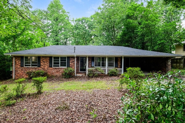 Building Photo - 1201 Valerie Woods Dr