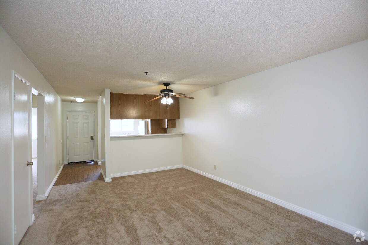 Ridgepoint Apartments Apartments in Vista, CA Westside Rentals