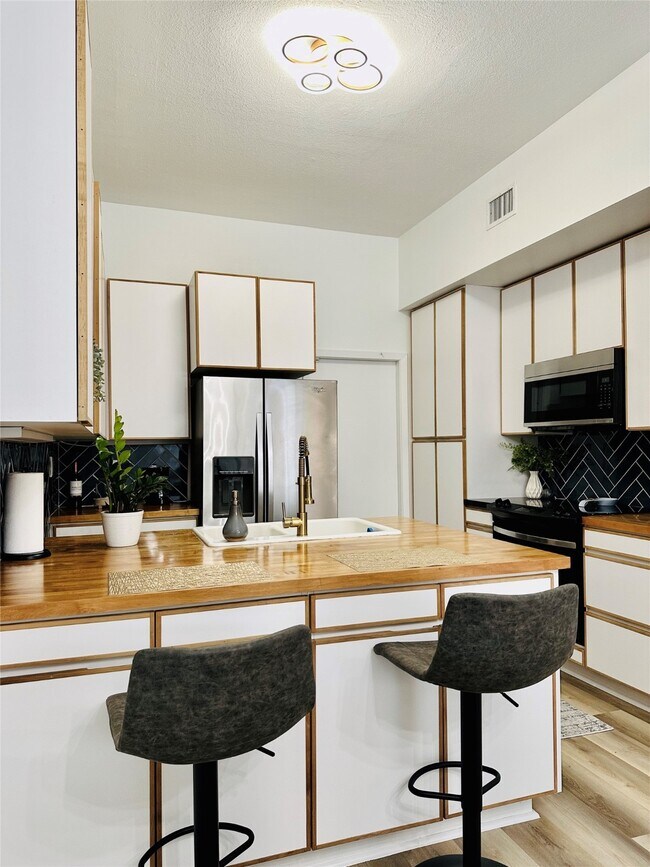 Foto del edificio - 1504 Southmore Blvd