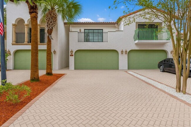 Foto del edificio - 2900 Hidden Harbour Ct