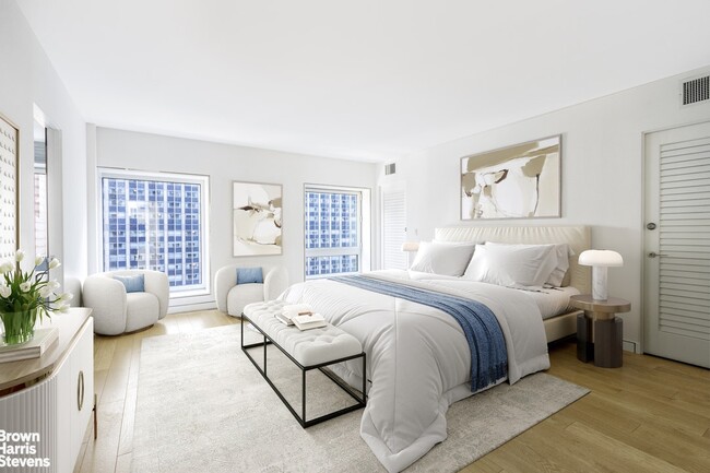 Building Photo - LUXURIOUS SUN-DRENCHED & TERRACED