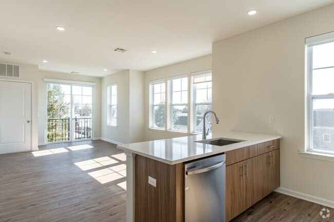 1BR, 1BA - 706SF - The AXIS at South Amboy on Bordentown Ave.