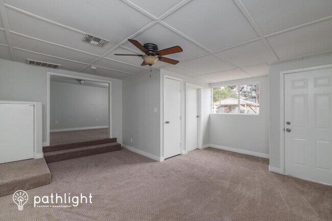 Building Photo - 2315 N 27th St