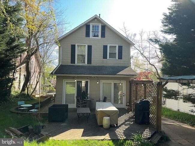 Building Photo - 5067 MacArthur Blvd NW