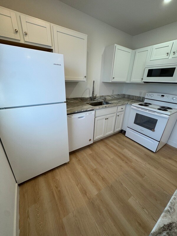 Foto del edificio - 409 N 3 1/2 Ave