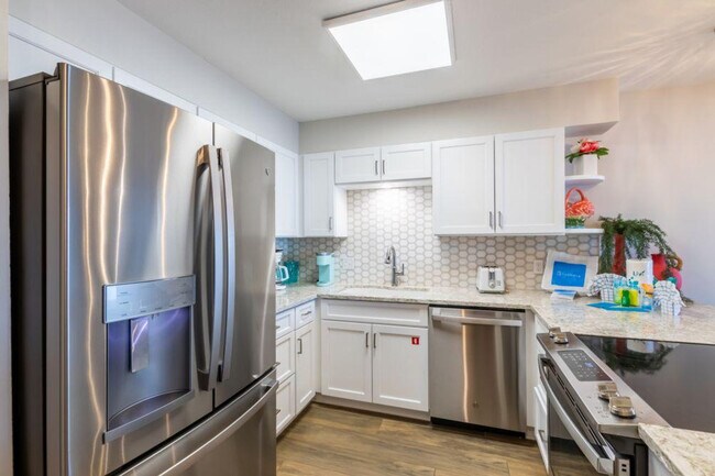 Foto del edificio - 1516 Sandpiper Ln