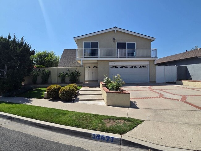 Building Photo - 14671 Kimberly Cir