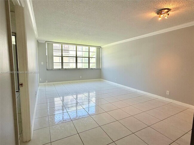 Foto del edificio - 2781 Taft St