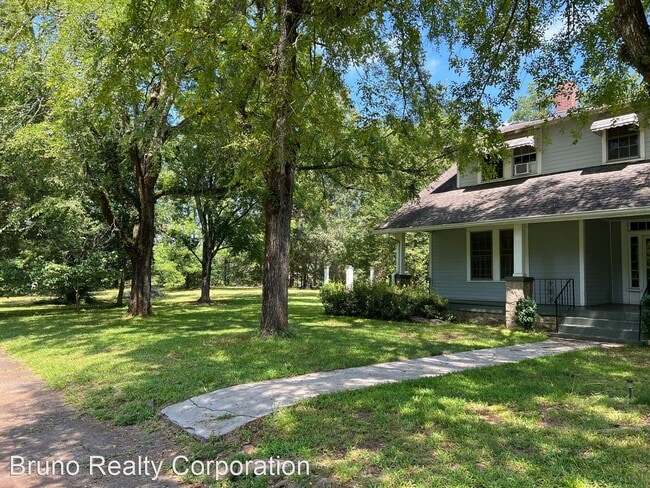 Building Photo - 5 br, 2.5 bath House - 4481 Hwy 81 South