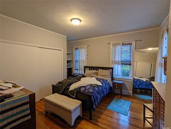 Foto del edificio - 57 Frost Pond Rd
